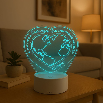 Lampada in Plexiglass con Forma Cuore e Disegno Mondo con Frase d'Amore Personalizzato con Nomi e Date
